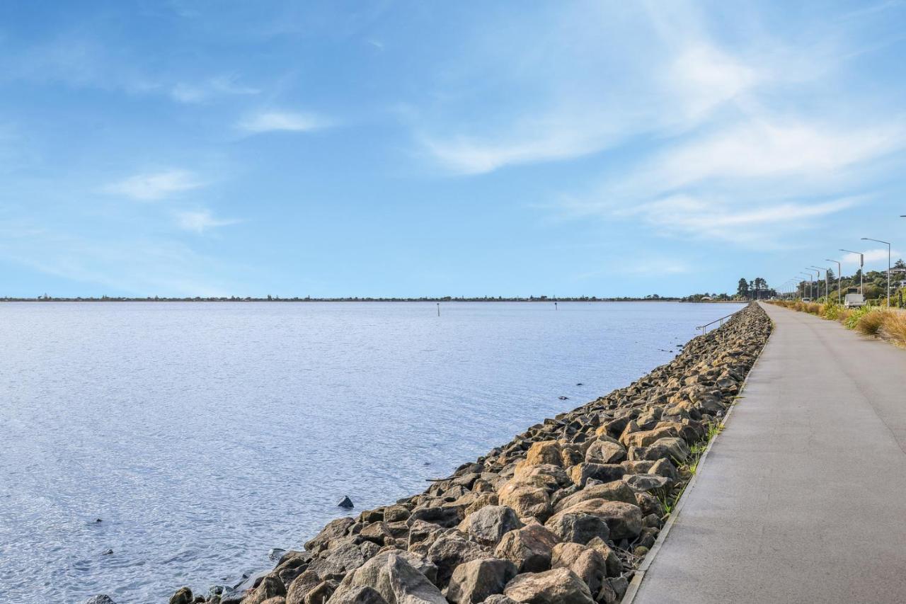 Gatehouse On The Bay - Christchurch Holiday Unit Esterno foto